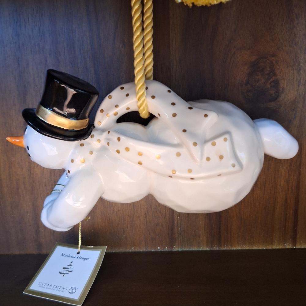 Rare! Dept 56 Flying Snowman Mistletoe Hanger Vintage  NWT  No Box